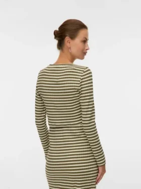 Cropped Fit Round Neck Top