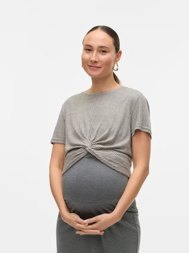 Cropped Fit Round Neck Top Cropped Fit Round Neck Top