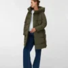 Hood Storm Cuffs to Prevent Wind from Entering Coat