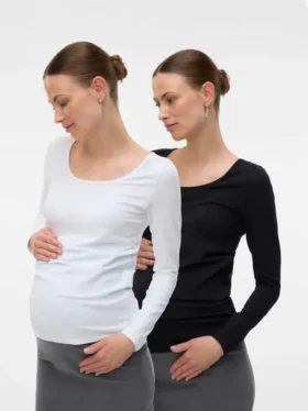 Slim Fit U-Neck Top