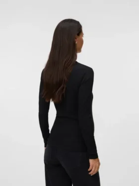 Tight Fit Round Neck T-Shirt