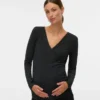 Tight Fit V-Neck Top