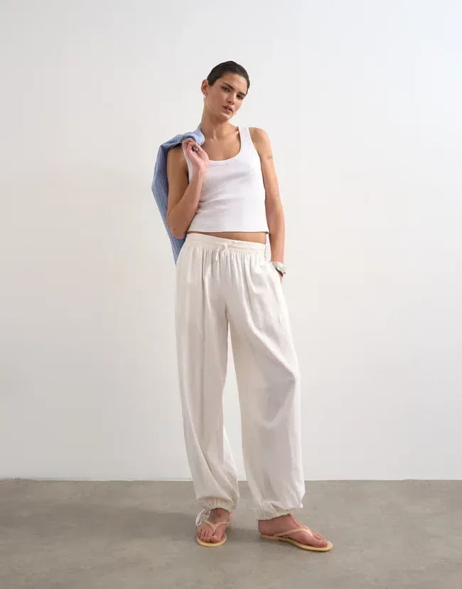 Tsbeate High Rise Trousers Tsbeate High Rise Trousers
