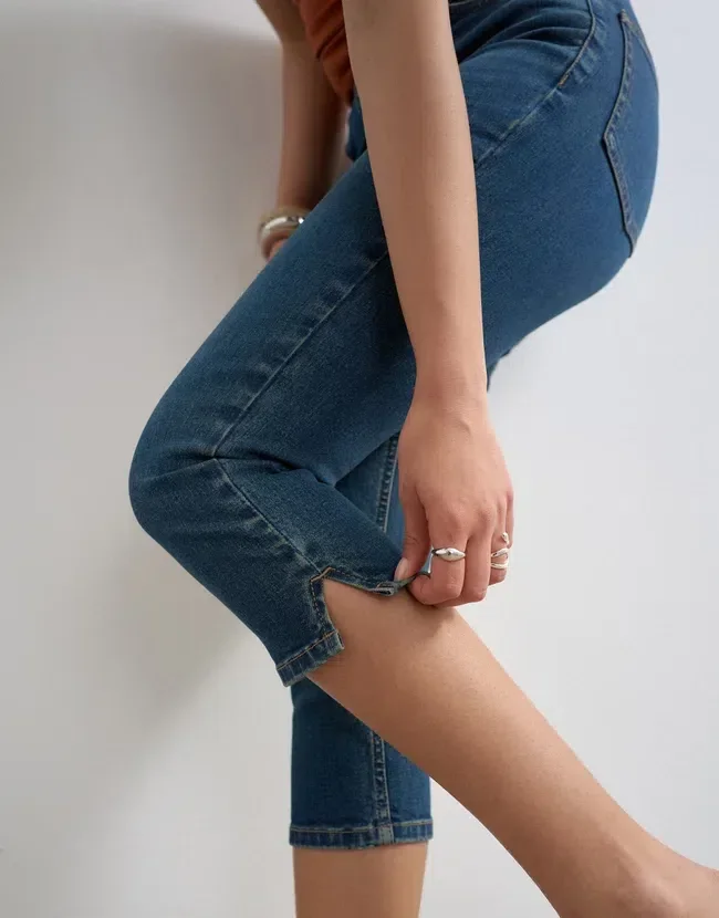 Tscamilla Capris Tscamilla Capris