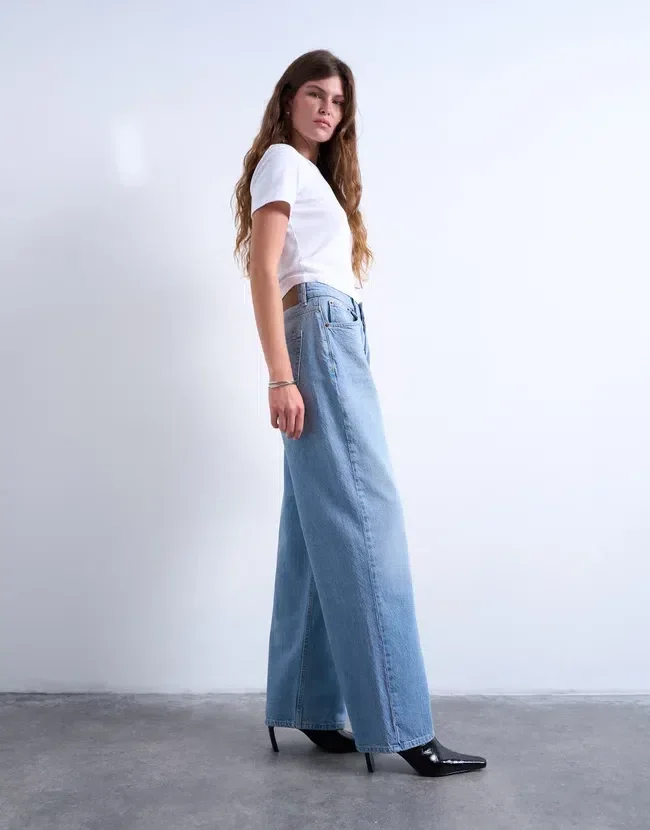 Tscolumn Mid Rise Straight Fit Jeans Tscolumn Mid Rise Straight Fit Jeans