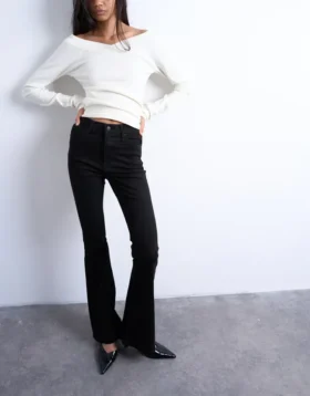 Tsjamie High Rise Flared Fit Jeans