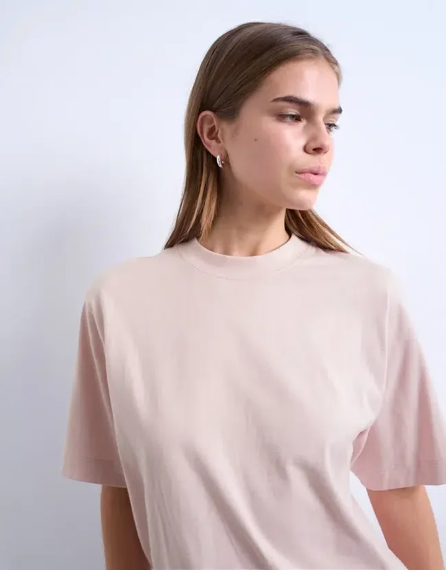 Tsjulina T-Shirt Tsjulina T-Shirt