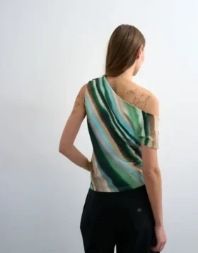 Tsjulina Top