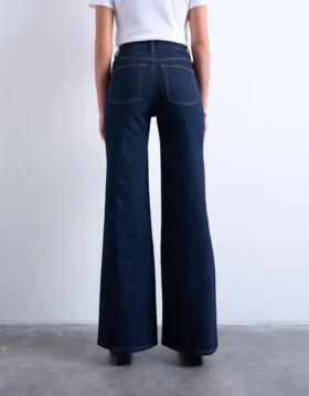 Tsmarie Mid Rise Flared Fit Jeans