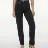 Tsyvonne Straight Fit Jeans