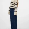 Vmdaisy High Rise Wide Leg Fit Jeans Vmdaisy High Rise Wide Leg Fit Jeans