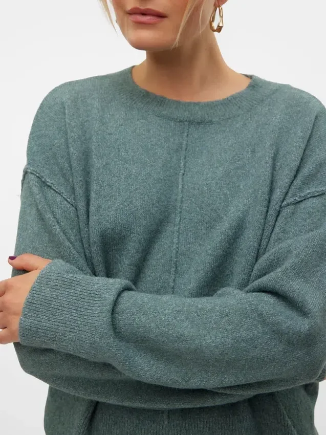 Vmesti Knitted Pullover Vmesti Knitted Pullover