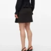 Vmhennesy Mid Waist Short Skirt