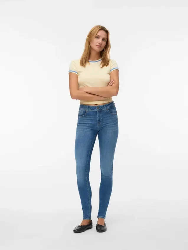 Vmlux Mid Rise Slim Fit Jeans Vmlux Mid Rise Slim Fit Jeans