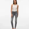 Vmlux Mid Rise Slim Fit Jeans