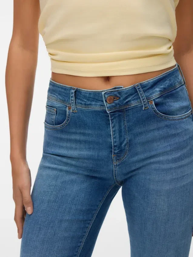 Vmlux Mid Rise Slim Fit Jeans Vmlux Mid Rise Slim Fit Jeans