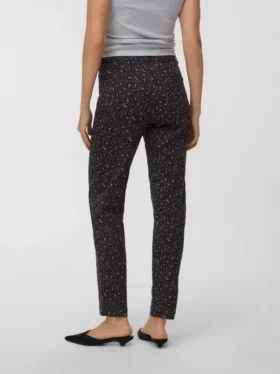 Vmtessa High Rise Mom Fit Jeans