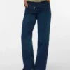 Wide Leg Fit Jeans