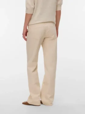 Wide Leg Fit Jeans