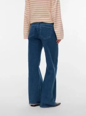 Wide Leg Fit Jeans