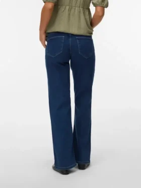 Wide Leg Fit Jeans