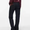Wide Leg Fit Jeans
