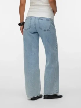 Wide Leg Fit Jeans