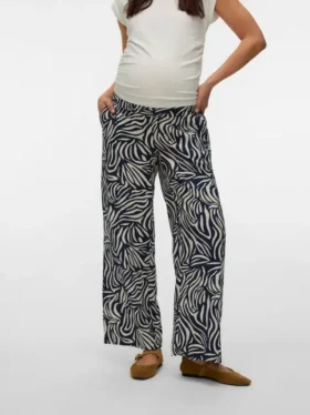 Wide Leg Fit Trousers
