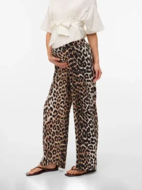 Wide Leg Fit Trousers