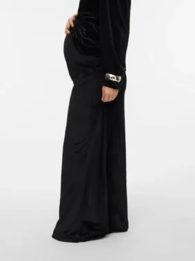 Wide Leg Fit Trousers