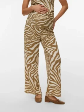 Wide Leg Fit Trousers