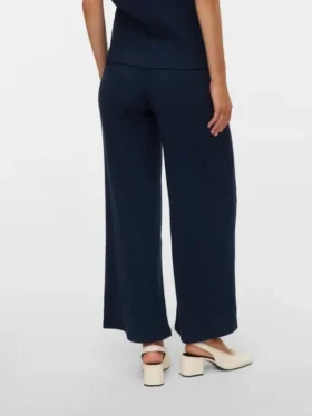 Wide Leg Fit Trousers