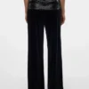 Wide Leg Fit Trousers