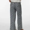 Wide Leg Fit Trousers
