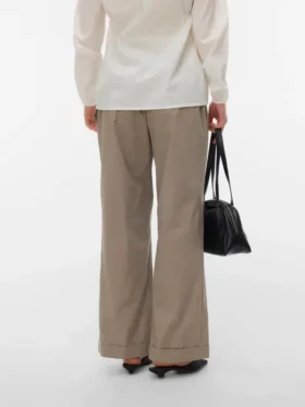 Wide Leg Fit Trousers