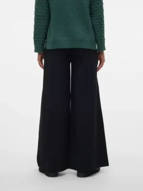 Wide Leg Fit Trousers