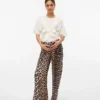 Wide Leg Fit Trousers