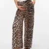 Wide Leg Fit Trousers